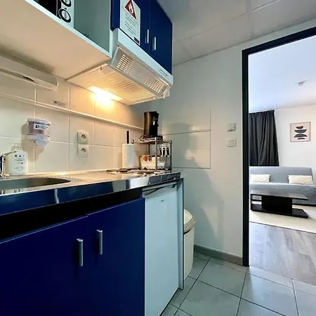 Zen ※ Parking - Piscine * קרקסון